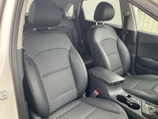 Kia Niro 1.6 GDi Plug-in PHEV Navi/Cam Stoel/stuurverw DynamicLine Plug-in ActivLease financial lease