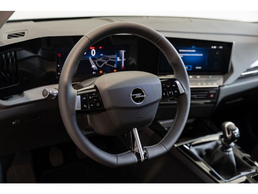 Opel Astra Sports Tourer 1.2 Turbo 110PK Business Edition | Navigatie | Camera | Stoel & Stuurverwarming | P... ActivLease financial lease