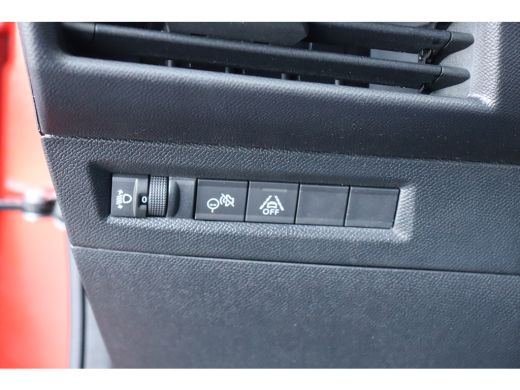 Opel Frontera ELECTRIC 44KWH 113PK GS AUTOMAAT NAVI / CLIMA / LED / PDC / 17" LMV  / CAMERA / WINTERPAKKET / BL... ActivLease financial lease