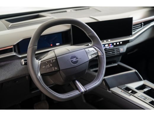 Opel Grandland GS 73 kWh | Achterbank in delen neerklapbaar | Achteruitrij assistent | Achteruitrijcamera ActivLease financial lease