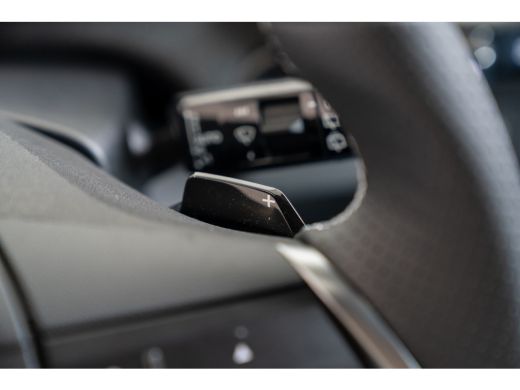 Opel Grandland GS 73 kWh | Achterbank in delen neerklapbaar | Achteruitrij assistent | Achteruitrijcamera ActivLease financial lease