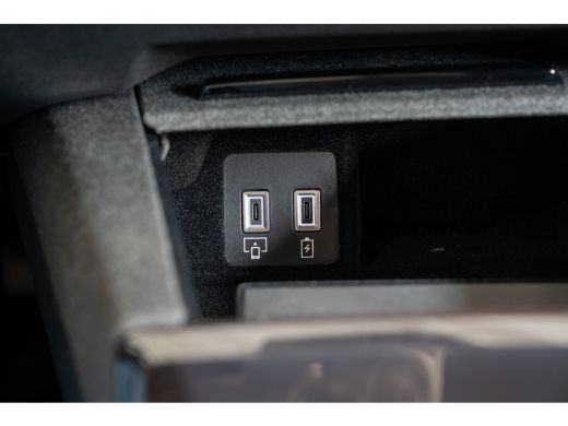 Opel Grandland GS 73 kWh | Achterbank in delen neerklapbaar | Achteruitrij assistent | Achteruitrijcamera ActivLease financial lease