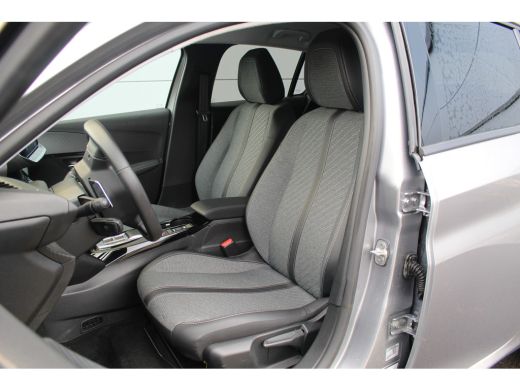 Peugeot 208 Hybrid 100 e-DCS6 Allure | Drive Assist | Camera | Adapt. Cruise | Carplay | Stoelverwarming | LE... ActivLease financial lease