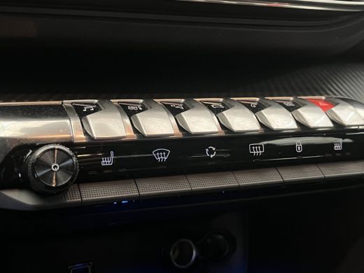 Peugeot 3008 1.2 PureTech Active Pack Camera | Afneembare Trekhaak | Climate Control | Stoelverwarming | Parke... ActivLease financial lease