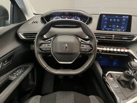 Peugeot 3008 1.2 PureTech Active Pack Camera | Afneembare Trekhaak | Climate Control | Stoelverwarming | Parke... ActivLease financial lease