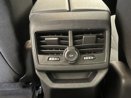 Peugeot 3008 1.2 PureTech Active Pack Camera | Afneembare Trekhaak | Climate Control | Stoelverwarming | Parke... ActivLease financial lease