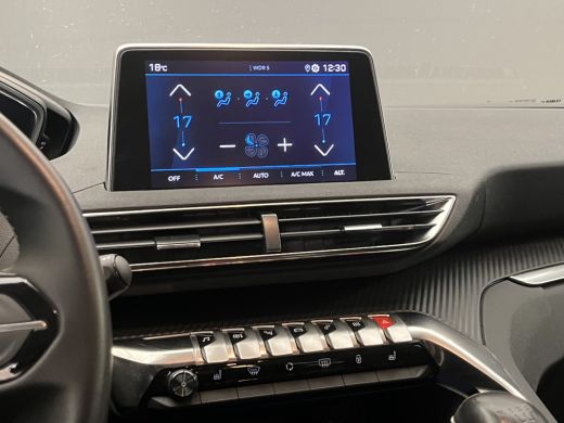 Peugeot 3008 1.2 PureTech Active Pack Camera | Afneembare Trekhaak | Climate Control | Stoelverwarming | Parke... ActivLease financial lease