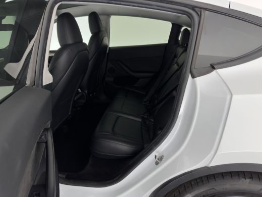 Tesla Model Y RWD 58 kWh [ 3-Fase ] {SOH-93%} (INCL-BTW) Aut. *PANO | AUTO-PILOT | LUXURY-LEATHER | TOP-VIEW | ... ActivLease financial lease