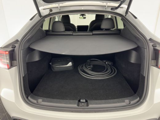 Tesla Model Y RWD 58 kWh [ 3-Fase ] {SOH-93%} (INCL-BTW) Aut. *PANO | AUTO-PILOT | LUXURY-LEATHER | TOP-VIEW | ... ActivLease financial lease