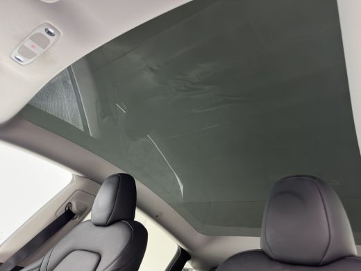 Tesla Model Y RWD 58 kWh [ 3-Fase ] {SOH-93%} (INCL-BTW) Aut. *PANO | AUTO-PILOT | LUXURY-LEATHER | TOP-VIEW | ... ActivLease financial lease