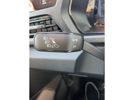 Volkswagen Caddy 2.0 TDI Comfort | 75 PK | Airco | Trekhaak | Cruise Control | Apple Carplay | PDC achter ActivLease financial lease