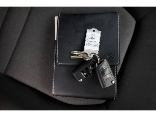 Volkswagen Crafter 35 2.0 TDI E6 Bakwagen met achterdeuren 2 Persoons 03-2020 ActivLease financial lease