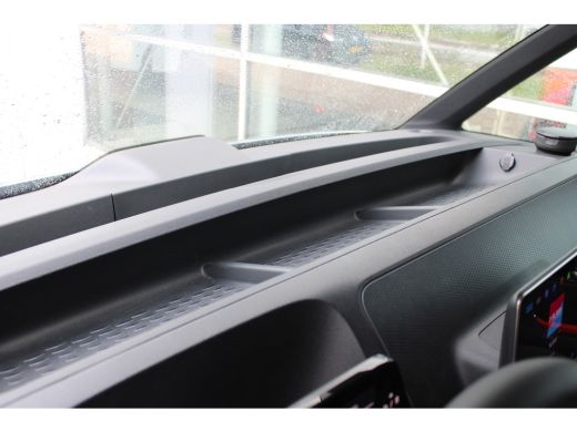 Volkswagen ID. Buzz Cargo Cargo Bulli Edition 4MOTION | 340 pk | 79 kWh | 360° Camera | Adaptive Cruise | Stoelverwarming |... ActivLease financial lease