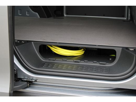 Volkswagen ID. Buzz Cargo Cargo Bulli Edition 4MOTION | 340 pk | 79 kWh | 360° Camera | Adaptive Cruise | Stoelverwarming |... ActivLease financial lease