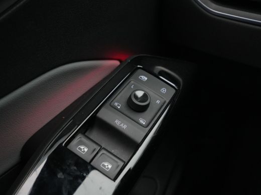 Volkswagen ID.3 Pro Edition 58 kWh Navigatie Pdc Acc Stoelverwarming 40 ActivLease financial lease