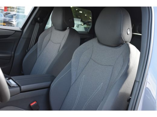 Volkswagen ID.7 286PK Limited Edition | TREKHAAK | BLACK PACK | STOELVERW. | 20 INCH | HUD | CAMERA ActivLease financial lease