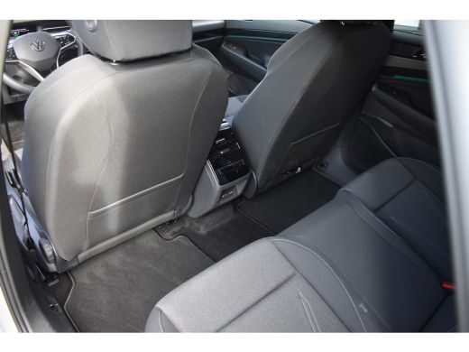 Volkswagen ID.7 286PK Limited Edition | TREKHAAK | BLACK PACK | STOELVERW. | 20 INCH | HUD | CAMERA ActivLease financial lease