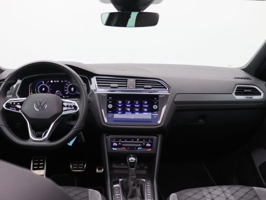 Volkswagen Tiguan 1.4 TSI eHybrid R-Line Business 245PK DSG Trekhaak, Achterruitrijamera, Elektr. Achterklep, Virtu... ActivLease financial lease