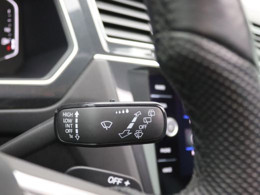 Volkswagen Tiguan 1.4 TSI eHybrid R-Line Business 245PK DSG Trekhaak, Achterruitrijamera, Elektr. Achterklep, Virtu... ActivLease financial lease