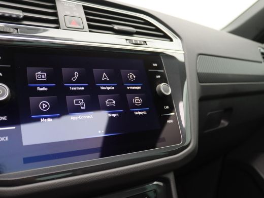 Volkswagen Tiguan 1.4 TSI eHybrid R-Line Business 245PK DSG Trekhaak, Achterruitrijamera, Elektr. Achterklep, Virtu... ActivLease financial lease