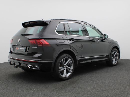 Volkswagen Tiguan 1.4 TSI eHybrid R-Line Business 245PK DSG Panorama Dak, Trekhaak, Achterruitrijamera, Elektr. Ach... ActivLease financial lease