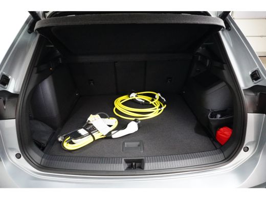 Volkswagen Tiguan R-line 1.5 eHybrid 272 pk 6-DSG | Panoramadak | Wegklapbare trekhaak | Dodehoek | ActivLease financial lease