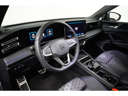 Volkswagen Tiguan R-line 1.5 TSI 272 pk eHybrid 6-DSG | Panoramadak | Wegklapbare trekhaak | Dodehoek | ActivLease financial lease