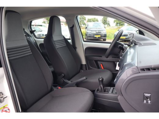 Volkswagen up! 65PK 1.0 | Airco | LED dagrijverlichting | Rijstrooksensor ActivLease financial lease