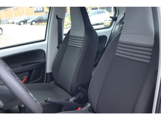Volkswagen up! 65PK 1.0 | Airco | LED dagrijverlichting | Rijstrooksensor ActivLease financial lease