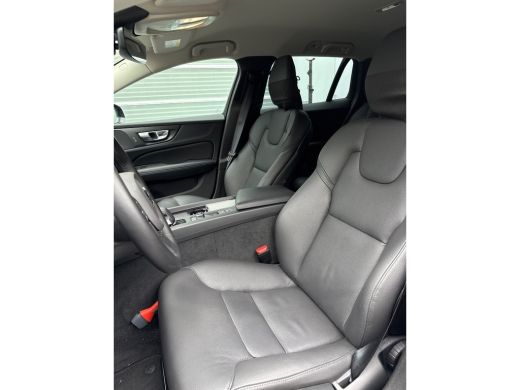 Volvo  V60 B3 Essential Edition | Trekhaak | Adaptive Cruiscontrol | PDC V+A+Camera | Stoel + Stuurverwarmin... ActivLease financial lease