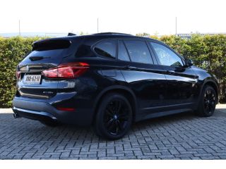 BMW X1 xDrive25e High Executive | Cruise Control | Panoramadak | Head-up | HiFi Audio | Stoelverwarming ...
