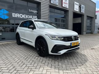 Volkswagen Tiguan R-Line Business 1.4 TSI 245 pk eHybrid 6-DSG | Achteruitrijcamera | Airco (automatisch) | Buitens...