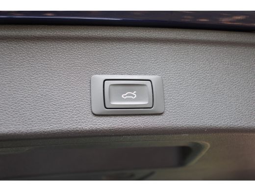 Audi A4 Avant 40 TFSI 190PK SPORT S-LINE | NL-AUTO! | DEALER OH! | LEDER / ALCANTARA | ALL-SEASON BANDEN ... ActivLease financial lease