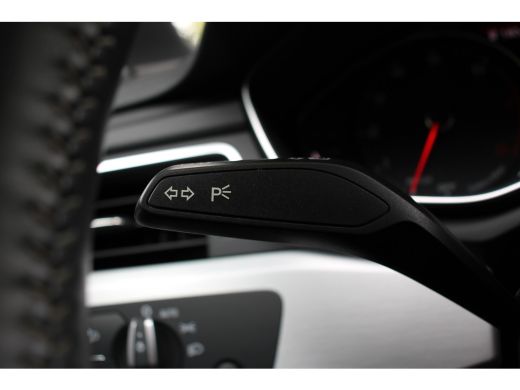 Audi A4 Avant 40 TFSI 190PK SPORT S-LINE | NL-AUTO! | DEALER OH! | LEDER / ALCANTARA | ALL-SEASON BANDEN ... ActivLease financial lease