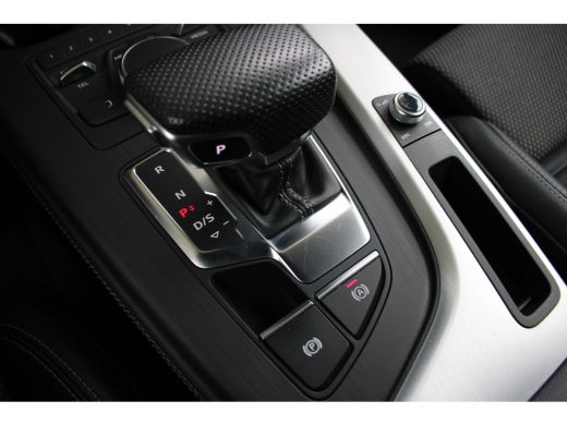 Audi A4 Avant 40 TFSI 190PK SPORT S-LINE | NL-AUTO! | DEALER OH! | LEDER / ALCANTARA | ALL-SEASON BANDEN ... ActivLease financial lease