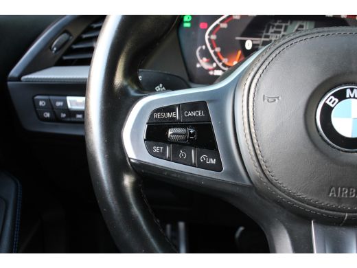 BMW 1 Serie 118i M-SPORT | NL-AUTO! | 1 EIGENAAR! | DEALER OH! | LEDER | STOELVERARMING | 19" LMV | NAVI | CL... ActivLease financial lease