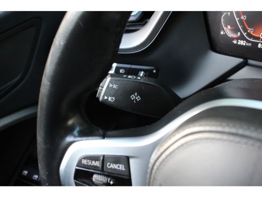 BMW 1 Serie 118i M-SPORT | NL-AUTO! | 1 EIGENAAR! | DEALER OH! | LEDER | STOELVERARMING | 19" LMV | NAVI | CL... ActivLease financial lease