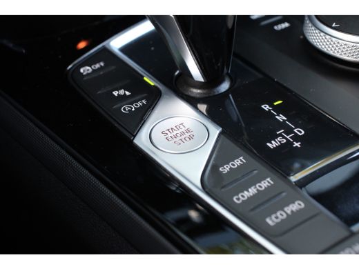 BMW 1 Serie 118i M-SPORT | NL-AUTO! | 1 EIGENAAR! | DEALER OH! | LEDER | STOELVERARMING | 19" LMV | NAVI | CL... ActivLease financial lease