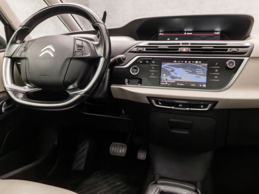 Citroën Grand C4 Picasso 1.2 PureTech Deluxe 7 Peroons Automaat (PANORAMADAK, APPLE CARPLAY, GROOT NAVI, CAMERA, XENON, LE... ActivLease financial lease
