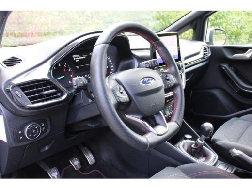 Ford Fiesta 1.0 EB ST-LINE | NL-AUTO! | DEALER OH! | WINTERPACK | TREKHAAK | 1 EIGENAAR! | NAVI | CLIMA | CRU... ActivLease financial lease