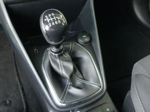 Ford Fiesta 1.0 EcoBoost Hybrid 125PK Titanium X | NAVI | KEYLESS ENTRY/START | B&O AUDIO | PARKEERSENSOREN | ActivLease financial lease