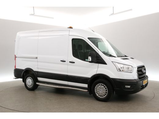 Ford Transit 350 2.0 TDCI L2H2 | 170PK | 2800KG Trekgew. | Trekhaak | Airco | Camera | 3 Persoons | Cruise | N... ActivLease financial lease