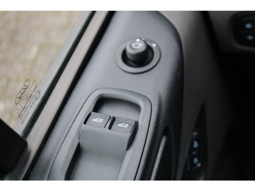 Ford Transit Custom 2.0 TDci L2 H1 Automaat Koelwagen ActivLease financial lease