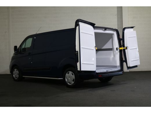 Ford Transit Custom 2.0 TDCI L2 H1 Trend Automaat Koelwagen ActivLease financial lease