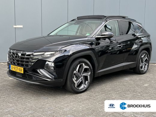 Hyundai Tucson 1.6 T-GDI 265pk PHEV Premium Sky 4WD | Leder | Carplay | Climate | Keyless | Navigatie | Elek. Kl... Hyundai Tucson 1.6 T-GDI 265pk PHEV Premium Sky 4WD | Leder | Carplay | Climate | Keyless | Navigatie | Elek. Kl...