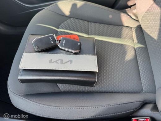 Kia Niro 1.6 GDi PHEV DynamicLine Edition / Volledig elektrisch rijden 65 km hierna Hybride aandrijving / ... ActivLease financial lease