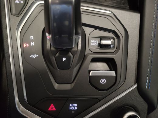 Lynk & Co 01 1.5 adaptive cruise | panodak achteruitrijcamera | dode hoek detectie ActivLease financial lease