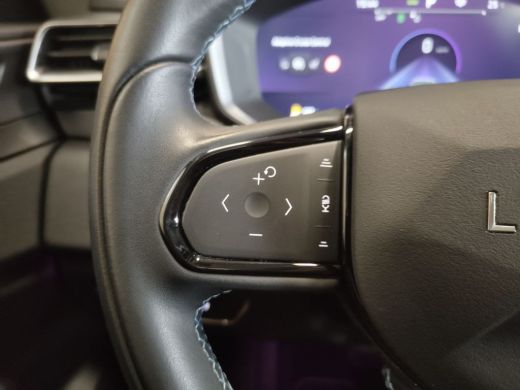 Lynk & Co 01 1.5 adaptive cruise | panodak achteruitrijcamera | dode hoekdetectie ActivLease financial lease