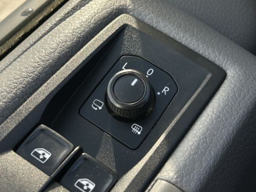 MAN TGE 2.0 TDI 141 PK / L3H3 / 1e EIG. / 65.408 KM !! / 3 TONS TREKHAAK / AIRCO / CRUISE / NAVI / CAMERA... ActivLease financial lease