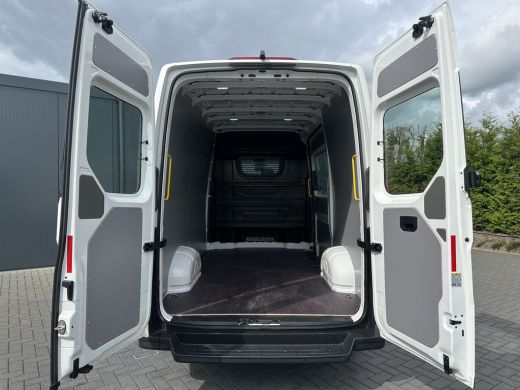 MAN TGE 2.0 TDI 141 PK / L3H3 / 1e EIG. / 65.408 KM !! / 3 TONS TREKHAAK / AIRCO / CRUISE / NAVI / CAMERA... ActivLease financial lease